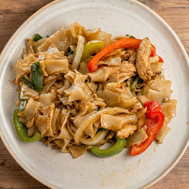 Pad Kee Mao "Drunken Noodle".